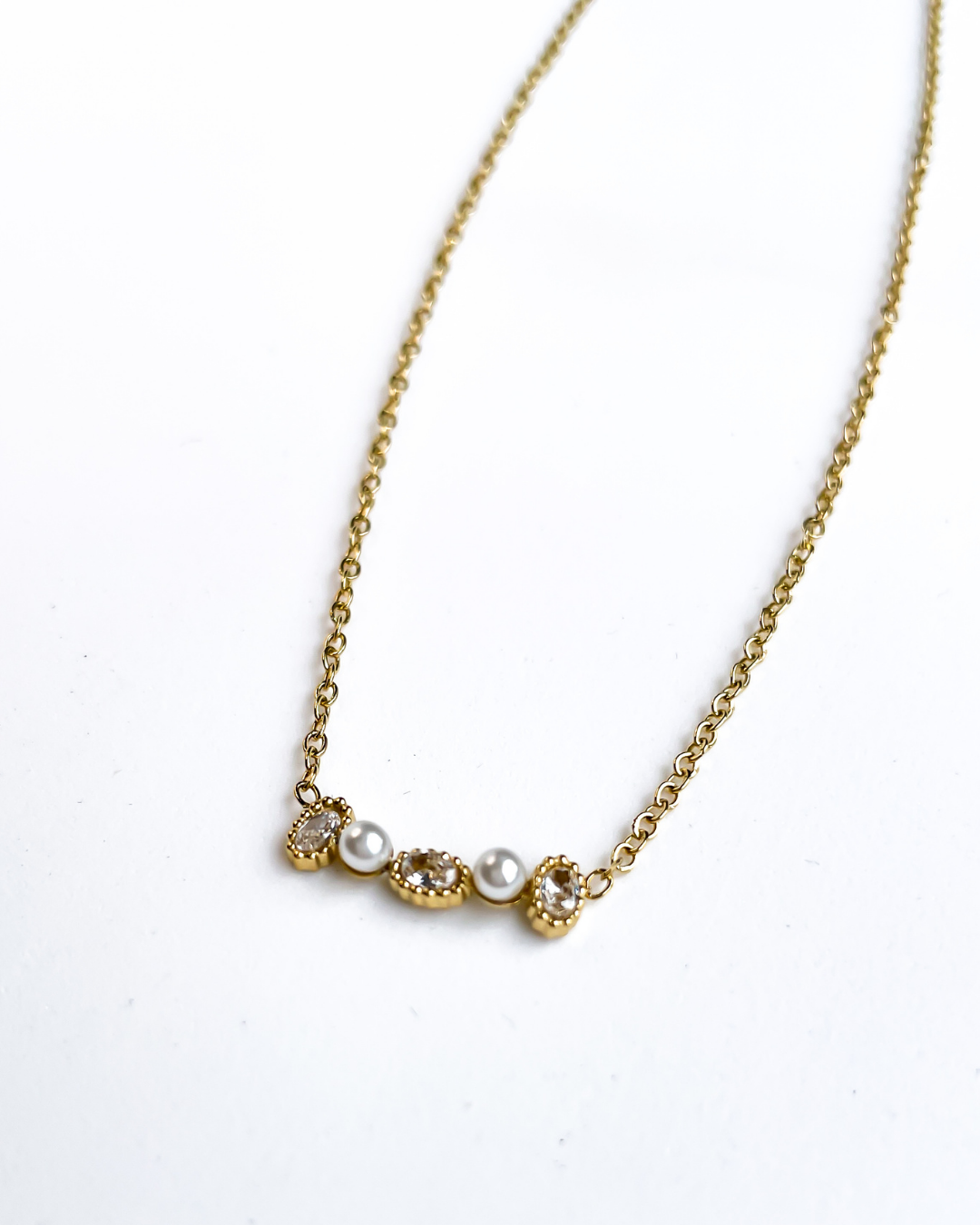 Collier Monica